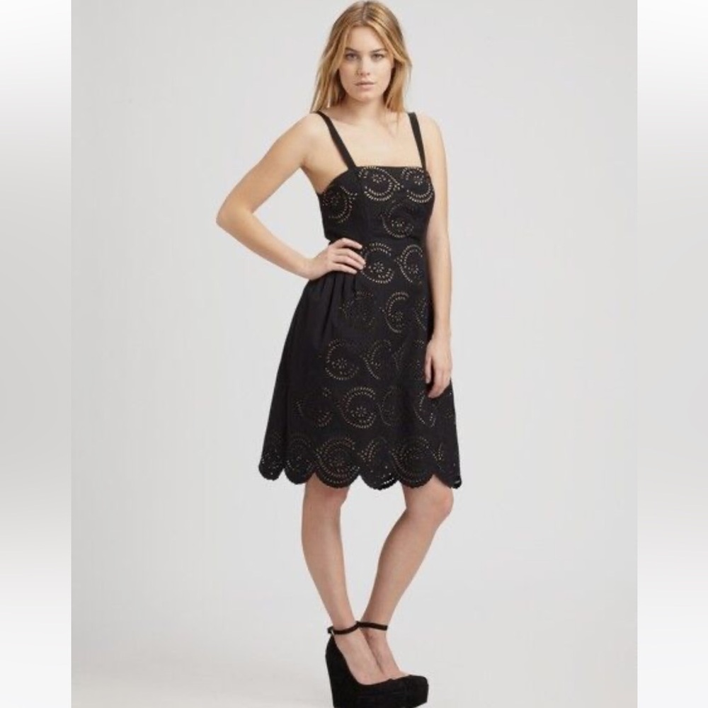 Marc By Marc Jacobs Black Eyelet Lace Knee Length Dress Square Neckline Sz 8